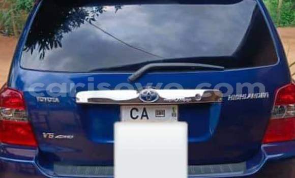 Acheter Occasion Voiture Toyota Highlander Bleu à Cotonou, Benin Acheter Occasion Voiture Toyota Highlander Bleu à Cotonou, Benin