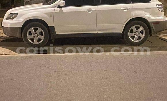 Acheter Occasion Voiture Mitsubishi Outlander Bleu à Cotonou, Benin Acheter Occasion Voiture Mitsubishi Outlander Bleu à Cotonou, Benin