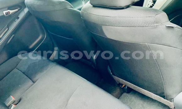 Sayi Na hannu Toyota Matrix Black Mota in Cotonou a Benin Sayi Na hannu Toyota Matrix Black Mota in Cotonou a Benin