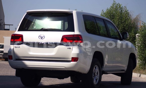 Acheter Neuf Voiture Toyota Land Cruiser Blanc à Cotonou, Benin Acheter Neuf Voiture Toyota Land Cruiser Blanc à Cotonou, Benin