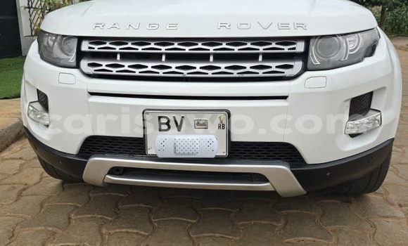 Buy Used Range Rover Evoque White Car in Cotonou in Benign