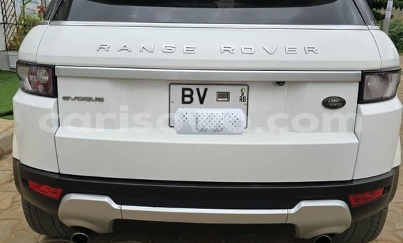 Ra Àlòkù Range Rover Evoque funfun Ọkọ̀ in Cotonou ni Benin Ra Àlòkù Range Rover Evoque funfun Ọkọ̀ in Cotonou ni Benin