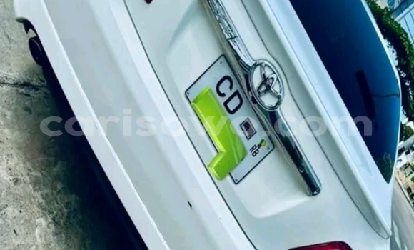 Sayi Sabo Toyota Camry White Mota in Cotonou a Benin Sayi Sabo Toyota Camry White Mota in Cotonou a Benin