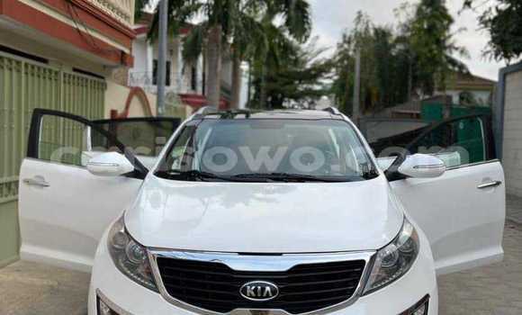 Buy Used Kia Sportage White Car in Cotonou in Benign Buy Used Kia Sportage White Car in Cotonou in Benign