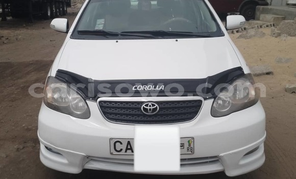 Acheter Occasion Voiture Toyota Corolla Spacio Blanc à Cotonou, Benin