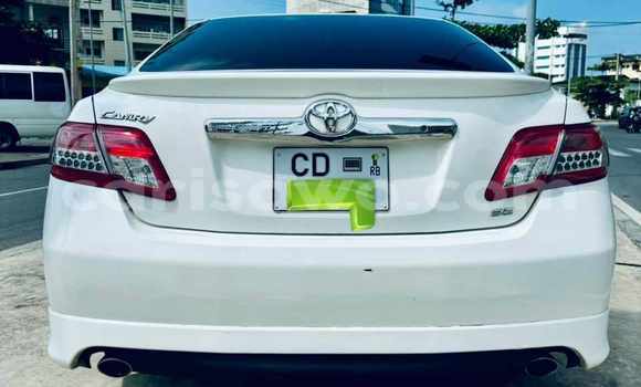 Sayi Sabo Toyota Camry White Mota in Cotonou a Benin Sayi Sabo Toyota Camry White Mota in Cotonou a Benin