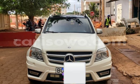 Buy Used Mercedes-Benz GLK–Class White Car in Cotonou in Benign Buy Used Mercedes-Benz GLK–Class White Car in Cotonou in Benign
