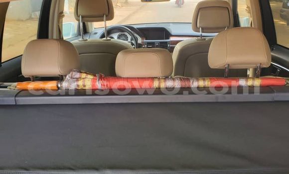 Sayi Na hannu Mercedes-Benz GLK–Class White Mota in Cotonou a Benin Sayi Na hannu Mercedes-Benz GLK–Class White Mota in Cotonou a Benin