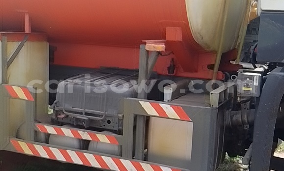 Ra Tuntun Man Silent Miiran Ọkọ̀ akẹ́rù ńlá in Cotonou ni Benin Ra Tuntun Man Silent Miiran Ọkọ̀ akẹ́rù ńlá in Cotonou ni Benin