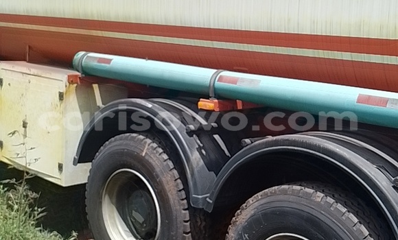 Ra Tuntun Man Silent Miiran Ọkọ̀ akẹ́rù ńlá in Cotonou ni Benin Ra Tuntun Man Silent Miiran Ọkọ̀ akẹ́rù ńlá in Cotonou ni Benin