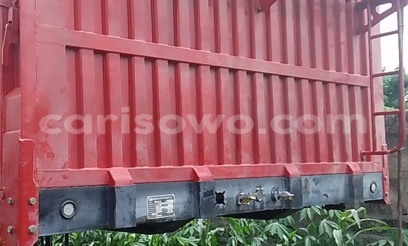 Ra Tuntun Scania Irizar Red Ọkọ̀ akẹ́rù ńlá in Cotonou ni Benin Ra Tuntun Scania Irizar Red Ọkọ̀ akẹ́rù ńlá in Cotonou ni Benin