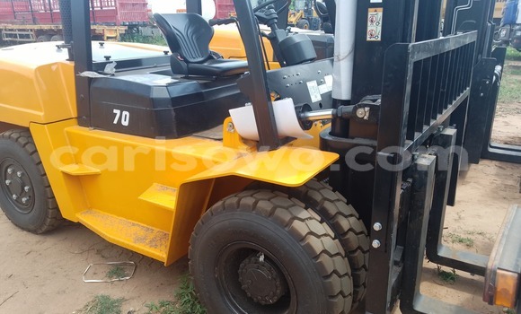 Acheter Neuf Utilitaire Caterpillar 120 Autre à Cotonou, Benin Acheter Neuf Utilitaire Caterpillar 120 Autre à Cotonou, Benin