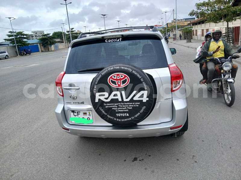 Big with watermark toyota rav4 benin cotonou 21285