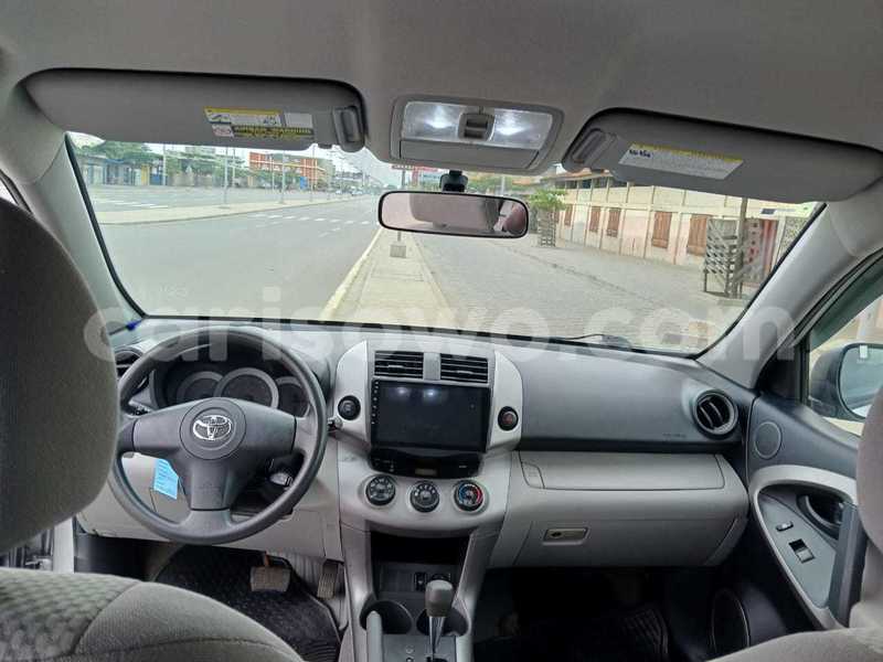 Big with watermark toyota rav4 benin cotonou 21285
