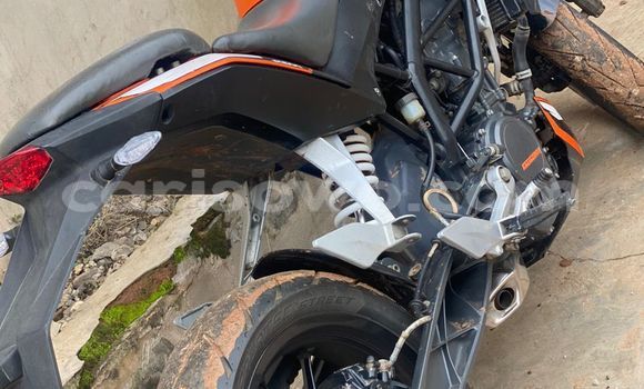 Acheter Neuf Moto KTM Duke Rouge à Cotonou, Benin Acheter Neuf Moto KTM Duke Rouge à Cotonou, Benin