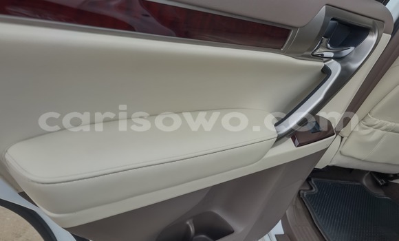 Acheter Occasion Voiture Lexus GX Blanc à Cotonou, Benin Acheter Occasion Voiture Lexus GX Blanc à Cotonou, Benin