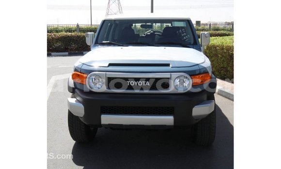 Sayi Imported Toyota FJ Cruiser Blue Mota in Import - Dubai a Benin Sayi Imported Toyota FJ Cruiser Blue Mota in Import - Dubai a Benin