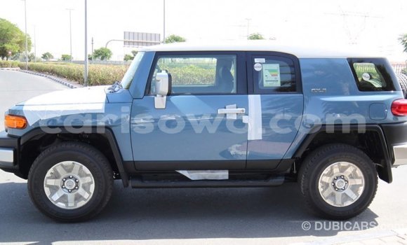 Sayi Imported Toyota FJ Cruiser Blue Mota in Import - Dubai a Benin Sayi Imported Toyota FJ Cruiser Blue Mota in Import - Dubai a Benin