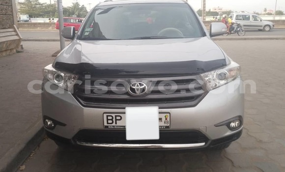 Ra Àlòkù Toyota Highlander Silver Ọkọ̀ in Cotonou ni Benin