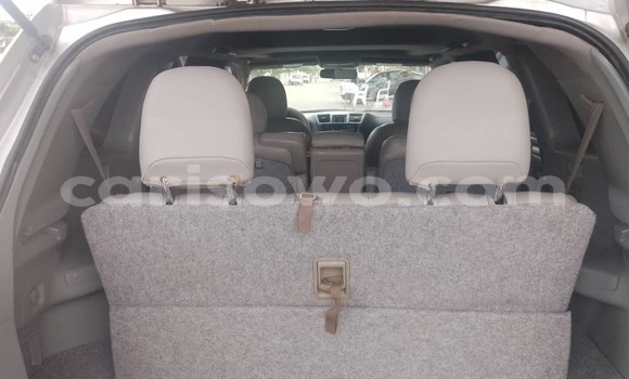 Ra Àlòkù Toyota Highlander Silver Ọkọ̀ in Cotonou ni Benin Ra Àlòkù Toyota Highlander Silver Ọkọ̀ in Cotonou ni Benin