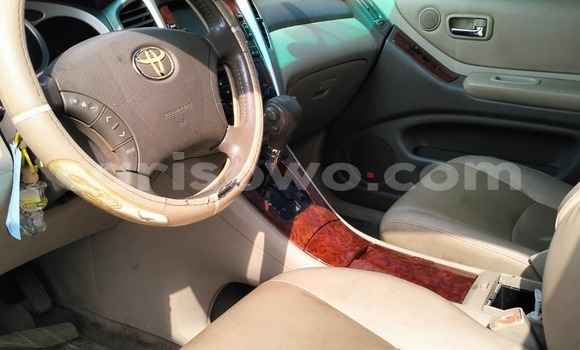 Ra Àlòkù Toyota Highlander Silver Ọkọ̀ in Cotonou ni Benin Ra Àlòkù Toyota Highlander Silver Ọkọ̀ in Cotonou ni Benin