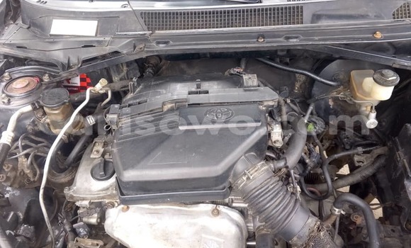 Ra Àlòkù Toyota RAV4 Black Ọkọ̀ in Cotonou ni Benin Ra Àlòkù Toyota RAV4 Black Ọkọ̀ in Cotonou ni Benin