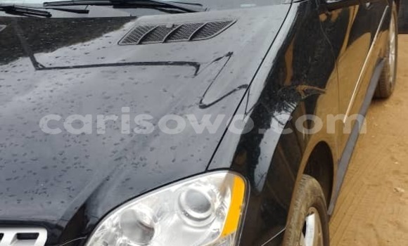 Sayi Na hannu Mercedes-Benz ML–Class Black Mota in Cotonou a Benin Sayi Na hannu Mercedes-Benz ML–Class Black Mota in Cotonou a Benin