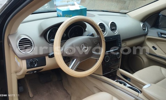 Sayi Na hannu Mercedes-Benz ML–Class Black Mota in Cotonou a Benin Sayi Na hannu Mercedes-Benz ML–Class Black Mota in Cotonou a Benin