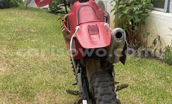 Acheter Occasion Moto Honda XR Rouge à Cotonou, Benin Acheter Occasion Moto Honda XR Rouge à Cotonou, Benin
