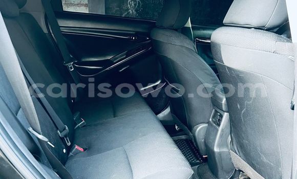 Ra Àlòkù Toyota Matrix Black Ọkọ̀ in Cotonou ni Benin Ra Àlòkù Toyota Matrix Black Ọkọ̀ in Cotonou ni Benin