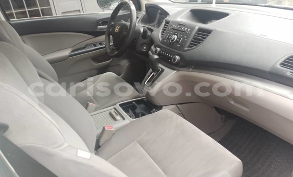 Ra Àlòkù Honda CR–V funfun Ọkọ̀ in Cotonou ni Benin Ra Àlòkù Honda CR–V funfun Ọkọ̀ in Cotonou ni Benin