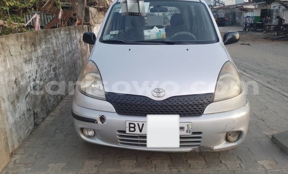 Ra Àlòkù Toyota Yaris Verso Silver Ọkọ̀ in Cotonou ni Benin Ra Àlòkù Toyota Yaris Verso Silver Ọkọ̀ in Cotonou ni Benin