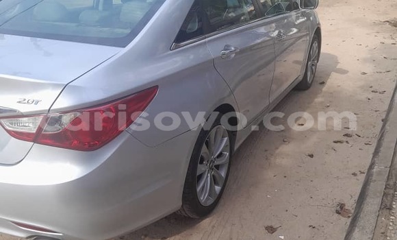 Acheter Occasion Voiture Hyundai Sonata Gris à Cotonou, Benin Acheter Occasion Voiture Hyundai Sonata Gris à Cotonou, Benin