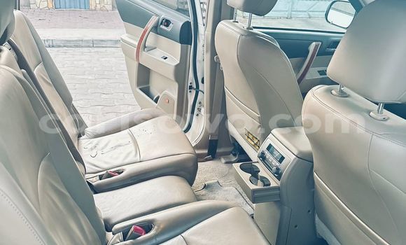 Sayi Na hannu Toyota Highlander White Mota in Cotonou a Benin Sayi Na hannu Toyota Highlander White Mota in Cotonou a Benin