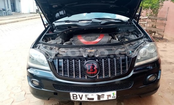 Ra Àlòkù Mercedes-Benz ML–Class Black Ọkọ̀ in Cotonou ni Benin Ra Àlòkù Mercedes-Benz ML–Class Black Ọkọ̀ in Cotonou ni Benin