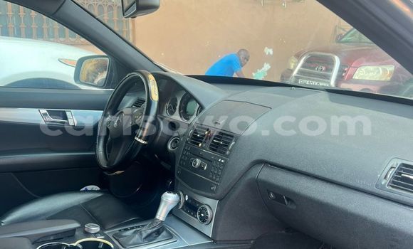 Ra Àlòkù Mercedes-Benz C–Class Blue Ọkọ̀ in Cotonou ni Benin Ra Àlòkù Mercedes-Benz C–Class Blue Ọkọ̀ in Cotonou ni Benin