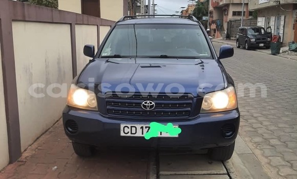 Acheter Occasion Voiture Toyota Highlander Bleu à Cotonou, Benin