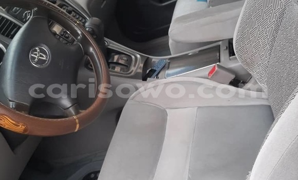 Ra Àlòkù Toyota Highlander Blue Ọkọ̀ in Cotonou ni Benin Ra Àlòkù Toyota Highlander Blue Ọkọ̀ in Cotonou ni Benin