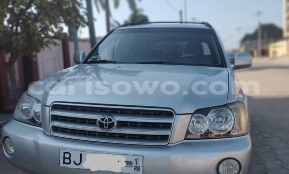 Buy Used Toyota Highlander Silver Car in Cotonou in Benign