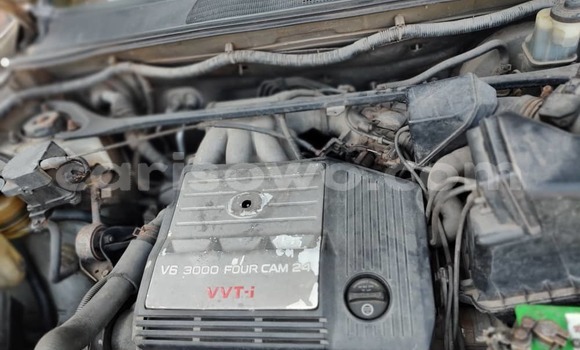 Ra Àlòkù Toyota Highlander Silver Ọkọ̀ in Cotonou ni Benin Ra Àlòkù Toyota Highlander Silver Ọkọ̀ in Cotonou ni Benin