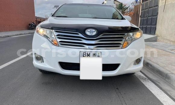 Sayi Na hannu Toyota Venza White Mota in Cotonou a Benin