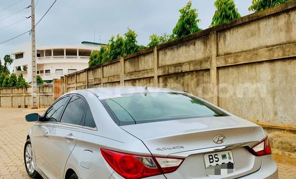 Ra Àlòkù Hyundai Sonata Silver Ọkọ̀ in Cotonou ni Benin Ra Àlòkù Hyundai Sonata Silver Ọkọ̀ in Cotonou ni Benin