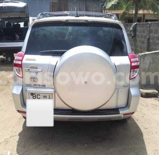 Big with watermark toyota rav4 benin cotonou 21379