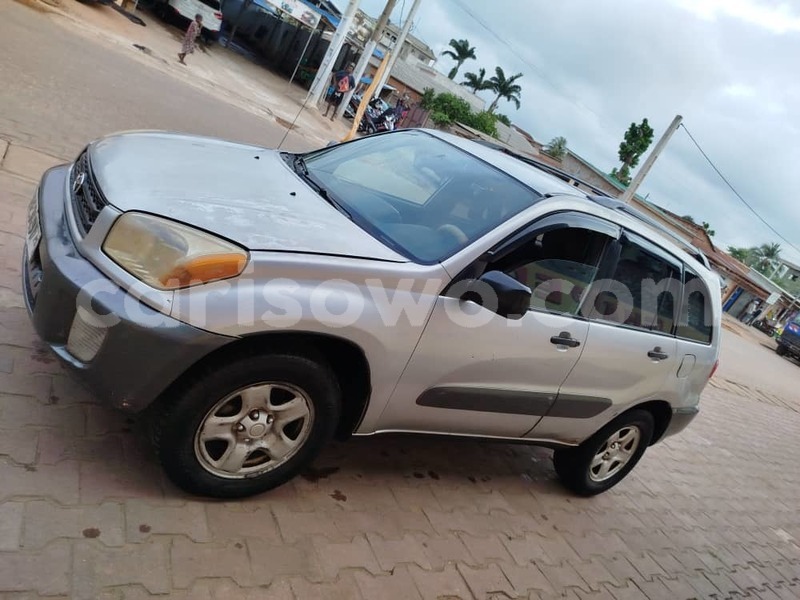 Big with watermark toyota rav4 benin cotonou 21380