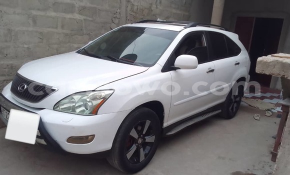 Ra Àlòkù Lexus RX 330 Silver Ọkọ̀ in Cotonou ni Benin Ra Àlòkù Lexus RX 330 Silver Ọkọ̀ in Cotonou ni Benin