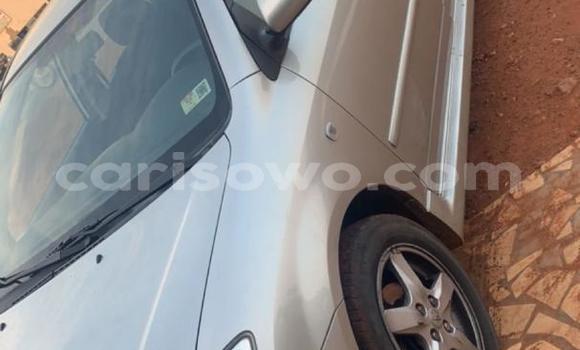 Acheter Occasion Voiture Toyota Corolla Gris à Cotonou, Benin Acheter Occasion Voiture Toyota Corolla Gris à Cotonou, Benin