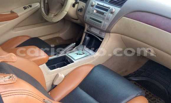 Ra Àlòkù Toyota Solara funfun Ọkọ̀ in Cotonou ni Benin Ra Àlòkù Toyota Solara funfun Ọkọ̀ in Cotonou ni Benin