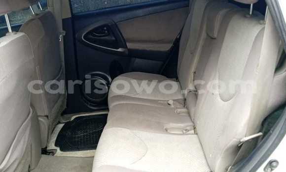 Buy Used Toyota RAV4 White Car in Cotonou in Benign