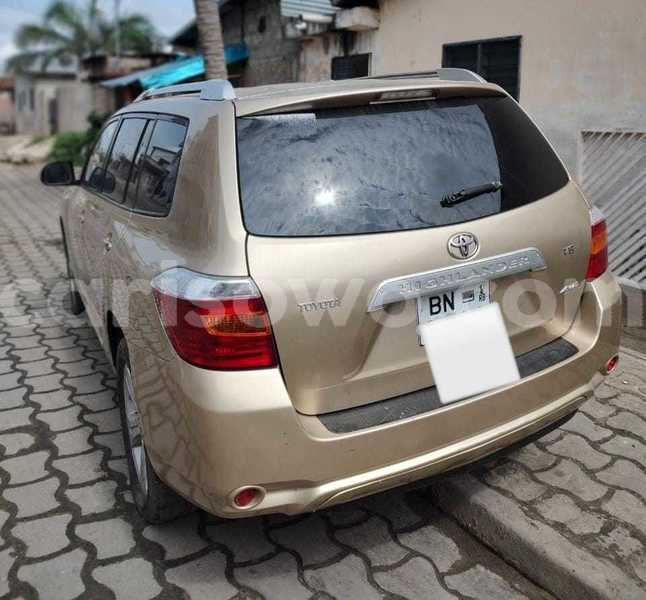 Big with watermark toyota highlander benin cotonou 21398