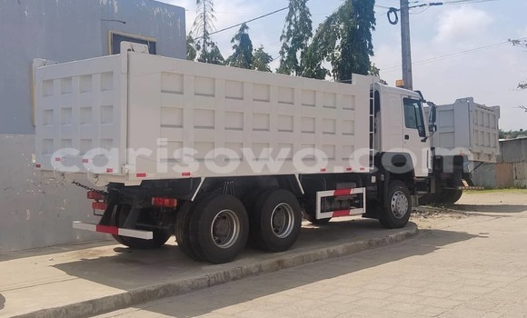Acheter Neuf Utilitaire Hino 300 Series Blanc à Cotonou, Benin Acheter Neuf Utilitaire Hino 300 Series Blanc à Cotonou, Benin
